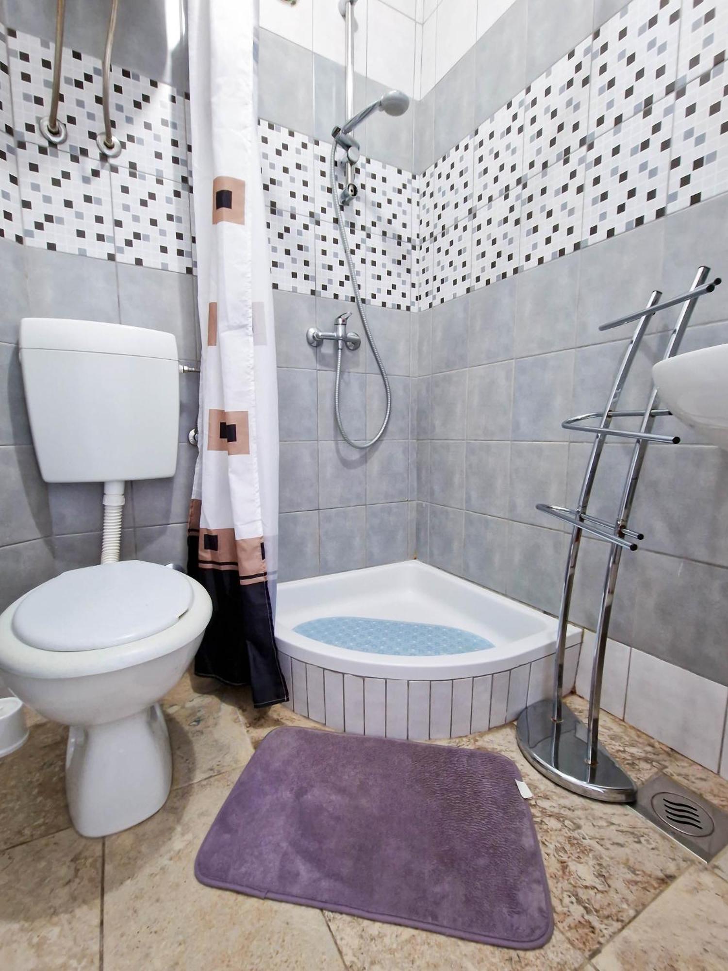 Flip - Flop Apartment Novalja Bagian luar foto